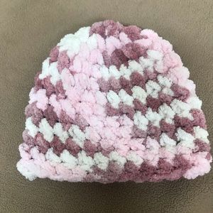 New Handmade Crochet Baby Hat Size:0 to 6 months